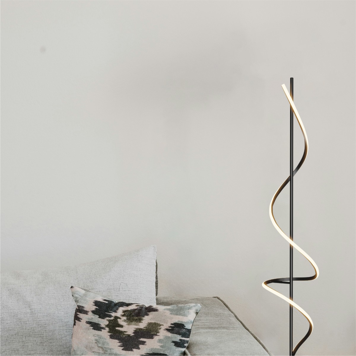 Sculptural Curve 24W LED Floor Lamp 51 in. - 3000K Warm White - Stepless Dimming in Matte Black thumbnail 6